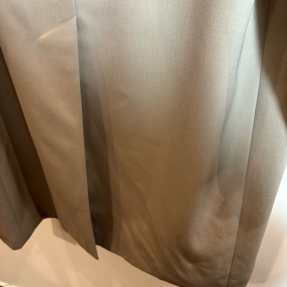 AQUASCUTUM Sz 38R Wool Lined Many  Pockets Slit in Back Buttoned Trenchcoat - Picture 4 of 16